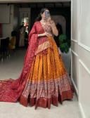 https://www.latestkurtidesigns.com/wp-content/uploads/2023/12/Brown-Lehenga-600x787.jpg