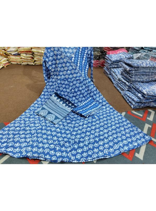 https://www.latestkurtidesigns.com/wp-content/uploads/2024/04/blue-clouth-set.jpg